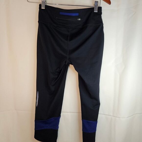 Under Armour Running Capri size x small - Picture 5 of 8